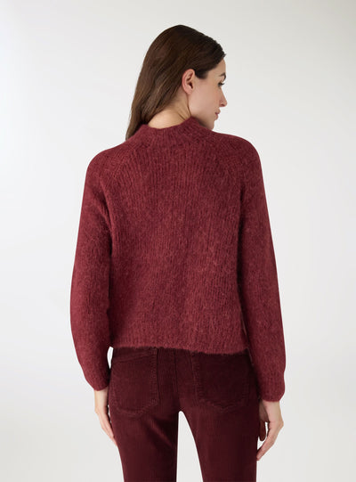 Maglia a tinta unita con collo alto