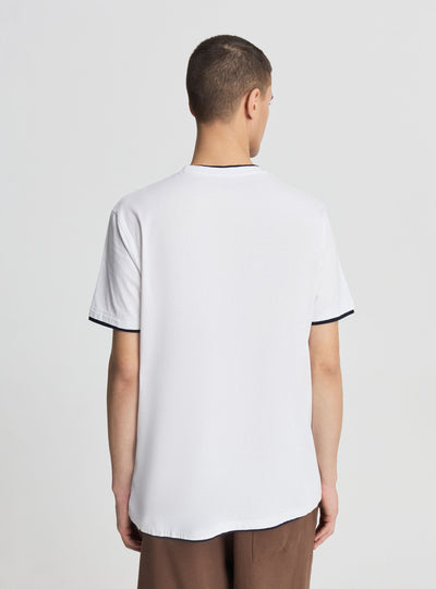 Camiseta lisa con bordes en contraste