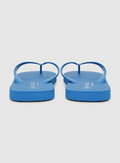 Plain-coloured flip-flops