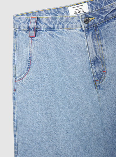 Shorts bermuda in denim con ricami TRNPOPLAB