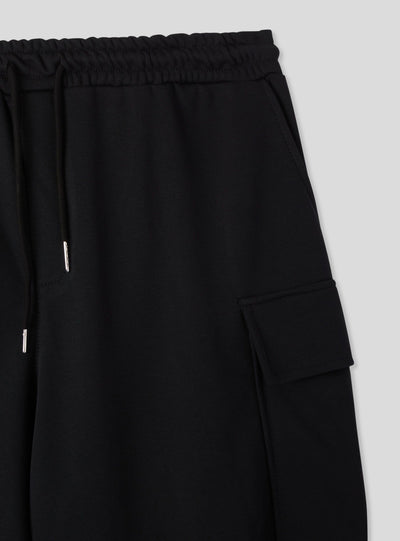 Baggy cargo shorts with drawstring