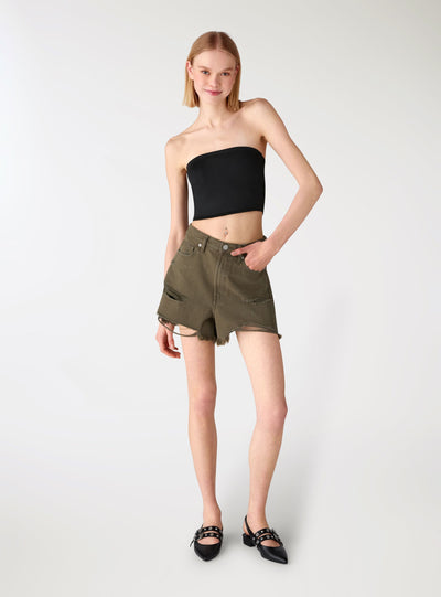Shorts in denim con strappi e orlo sfrangiato