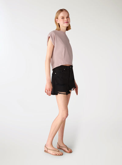 Shorts in denim con strappi e orlo sfrangiato