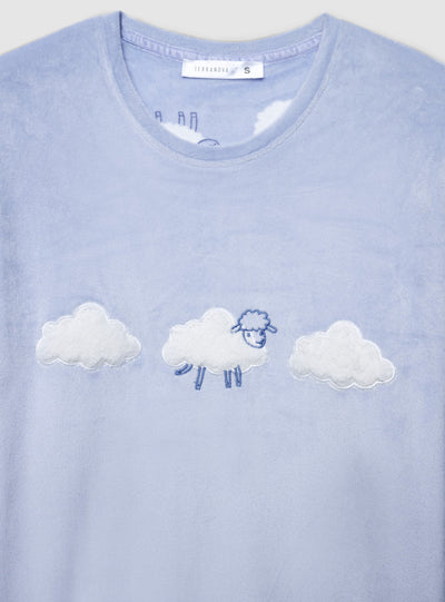 Set pigiama con patch nuvole e pecora