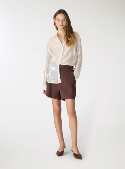 Camicia ampia con ricami floreali