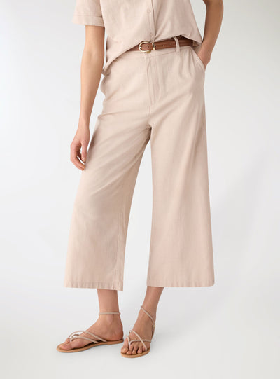 Pantaloni crop effetto lino con cintura