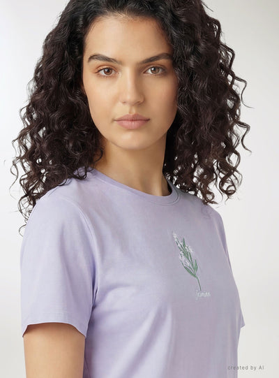 T-shirt con ricamo floreale