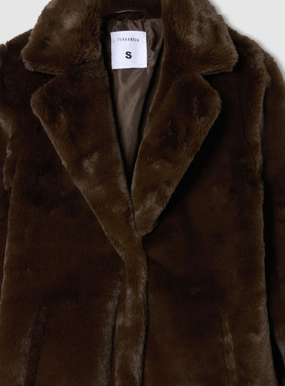 Cappotto in similpelliccia collo con revers
