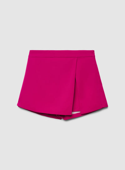 Asymmetric solid-colour skort