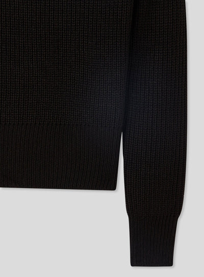 Pull en côtes anglaises, encolure en V