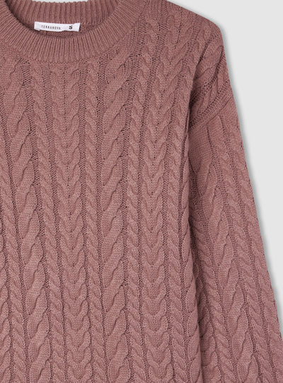 Maglia con lavorazione a trecce