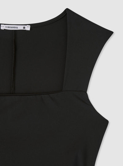 Vestito lungo con scollo quadrato e arricciature