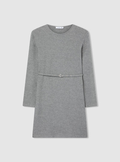 Vestito in maglia con cintura