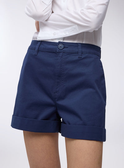 Pantaloncini con tasche alla francese