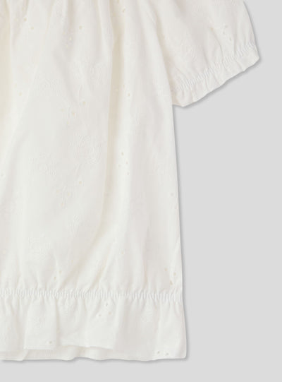 Blusa sangallo scollo ampio