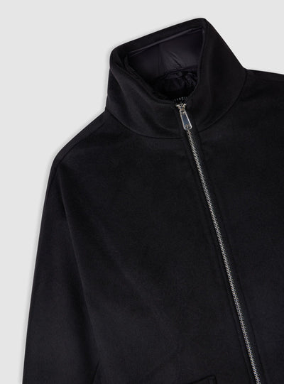 Cappotto con effetto mantella e zip