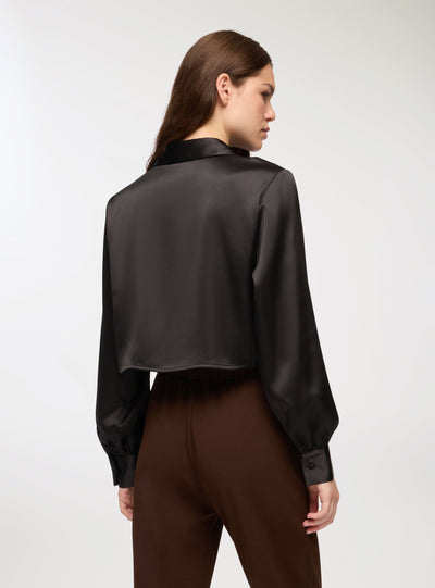 Camicia crop effetto raso