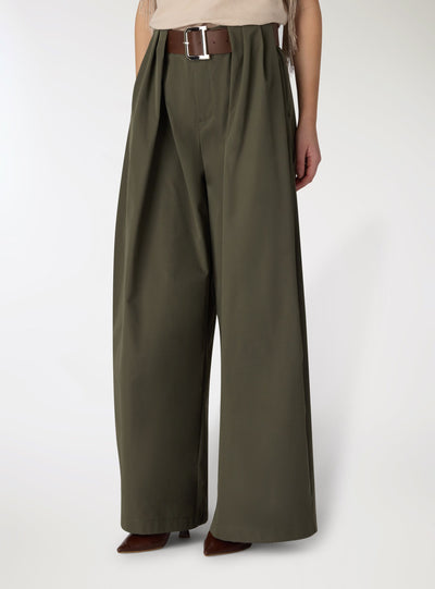 Pantaloni wide leg con cintura