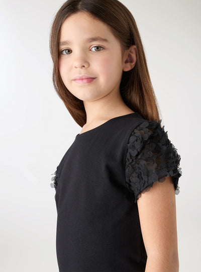 T-shirt con maniche in tulle a petali