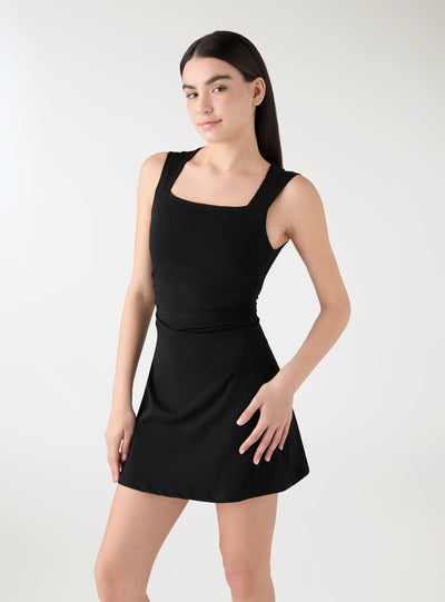 Vestito skater a tinta unita con arricciature