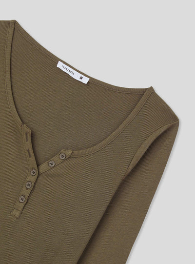 T-shirt serafino a costine