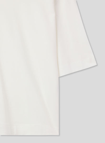 T-shirt over tinta unita