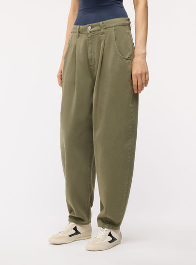 Pantaloni balloon a tinta unita con pinces