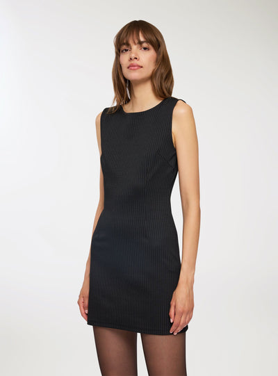 Vestito smanicato gessato