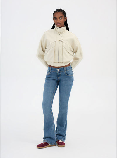Bomber crop con tasche applicate