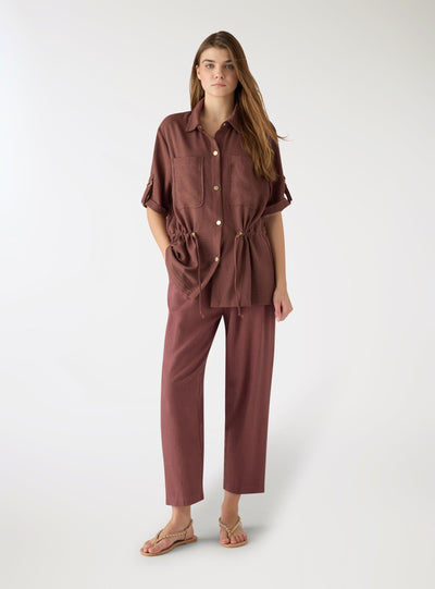 Pantaloni chino effetto lino con cintura
