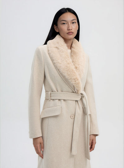 Cappotto lungo con collo in pelo sintetico e cintura