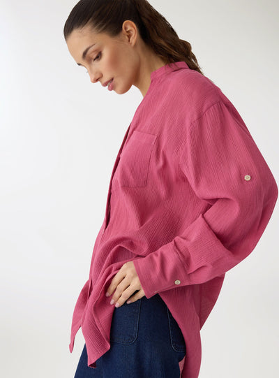 Camicia con collo coreana e taschini