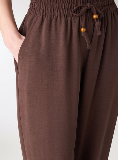 Jogger trousers with drawstring