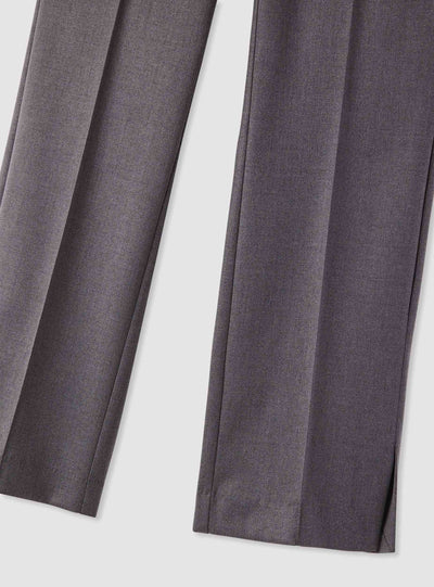 Pantaloni straight con spacco e nervatura